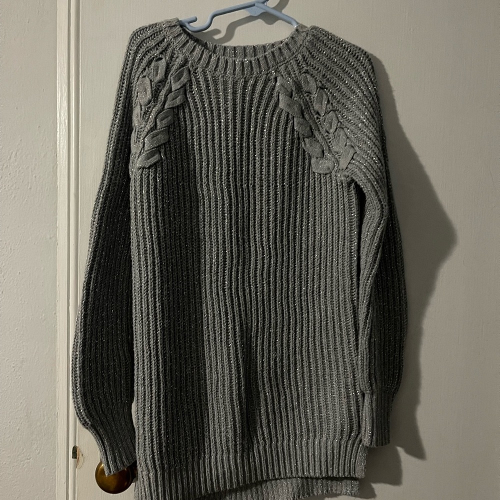 Tahari girls sweater. Size 7/8. Silver sparkles